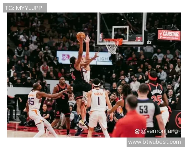 拼尽全力！普理查德全场表现出色助力球队赢得胜利砍下23分4板8助2断三分命中率高达43